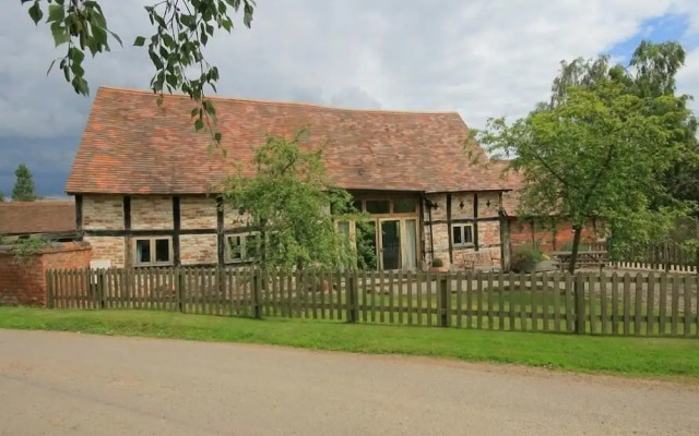 Whites Farm Barn