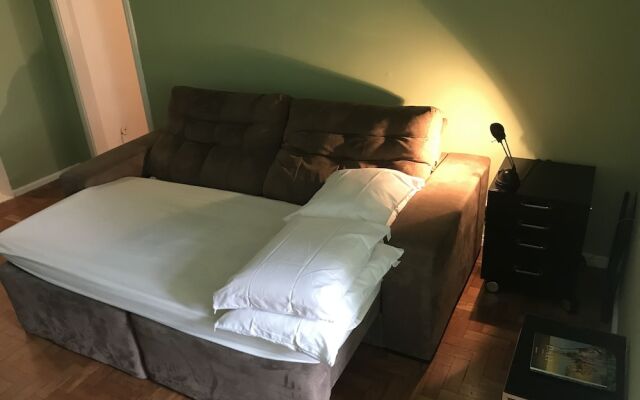 Wonderful Apartment Near Rio Carnival and Copacabana