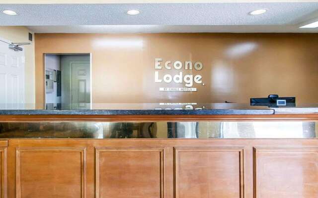 Econo Lodge Inn & Suites Murfreesboro Shopping District
