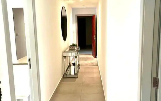 Large 4 Bedroom Sea View Jbr