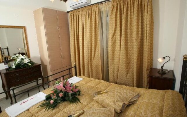 Acrothea Hotel