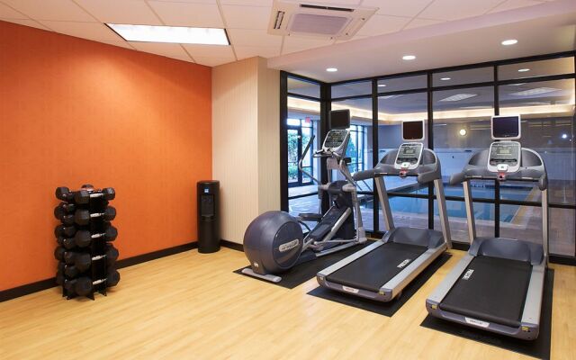 Courtyard Louisville - Airport