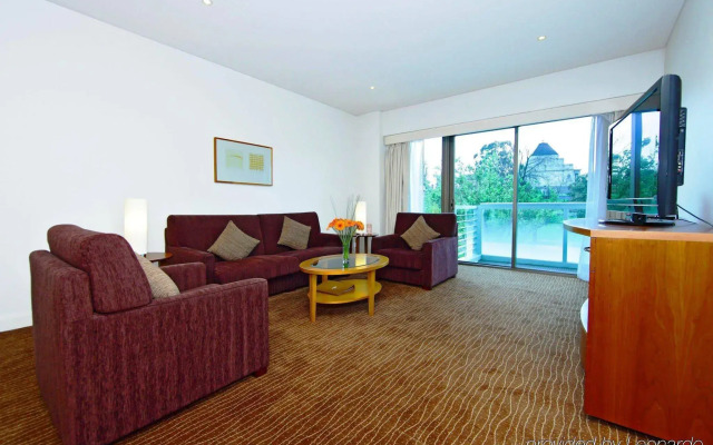 Seasons Botanic Gardens