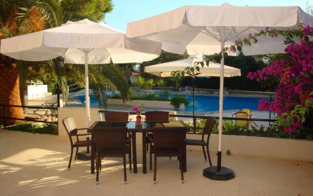 Monte Vardia Hotel