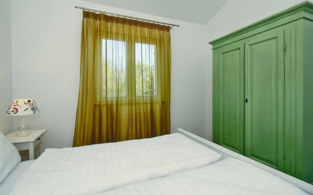 Nice Home in Vranici With Wifi and 2 Bedrooms