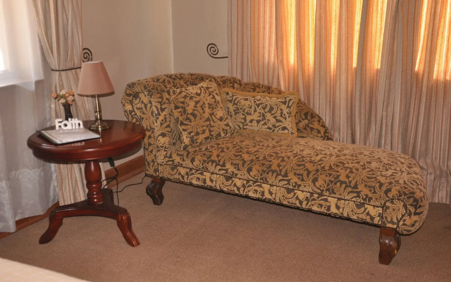 Coghlan Villa Guest House