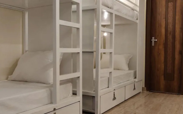 Backpacker Panda Rishikesh