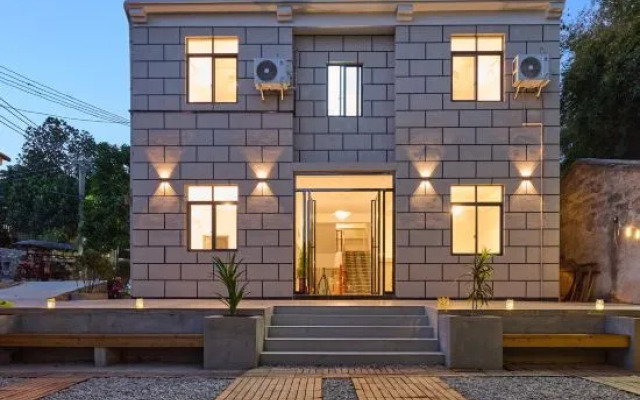 Qijianfang B&B (Weizhou Island Shiluokou Beach Branch)