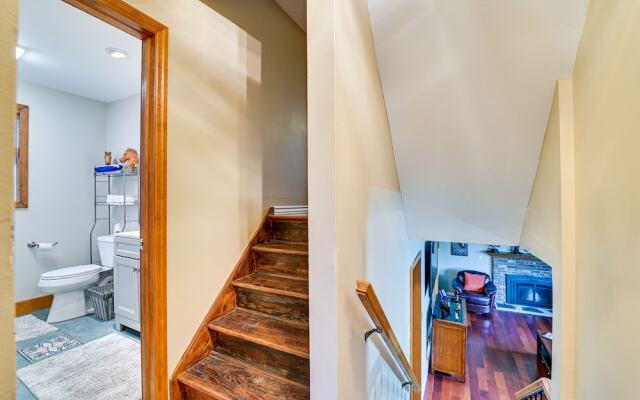 Saratoga Springs Home Near Skidmore College!