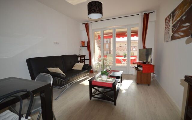 Beau Studio avec terrasse Sud- Haut Suquet