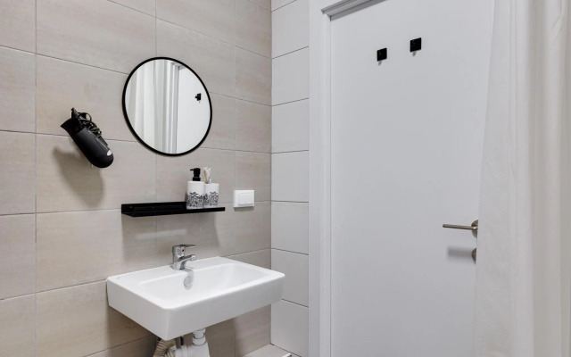 Happy People на бульваре Эйнштейна 5