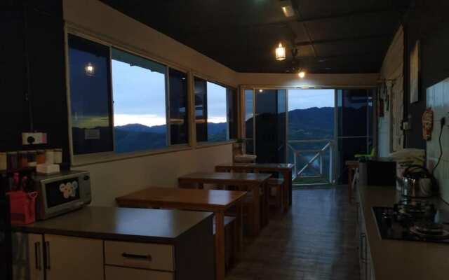 Bayu Senja Lodge