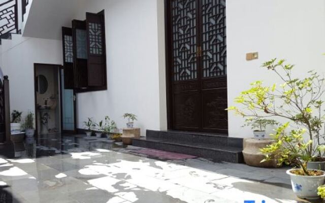 Xunmeng Huizhou Inn