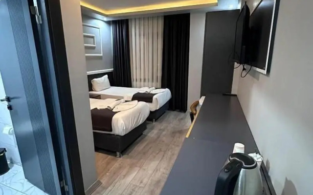 Comfort Suites Hotel