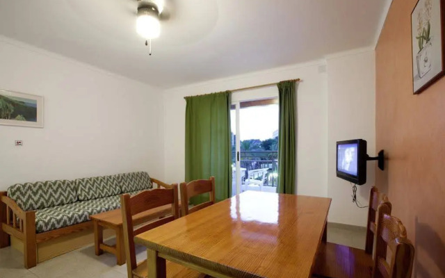 Playa Es Cana Apartments