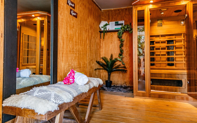 Oceanside Hotel and Suites