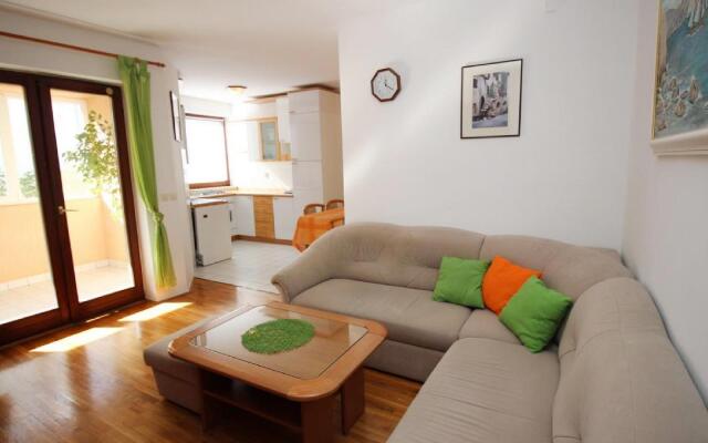 Sersic - Two Bedroom