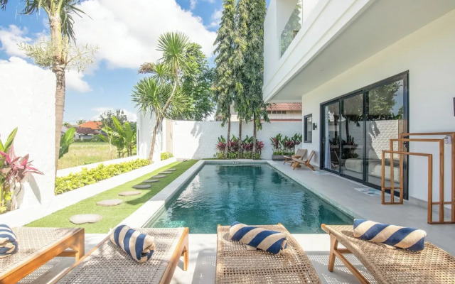4 Bd Seminyak Amazing Scenery 4 Mins to Beach
