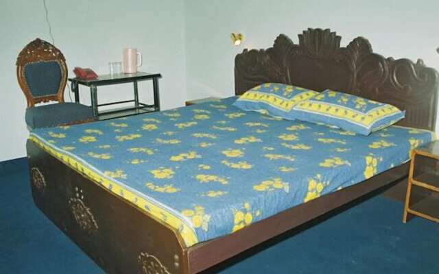 Royal Aashiyana Palace