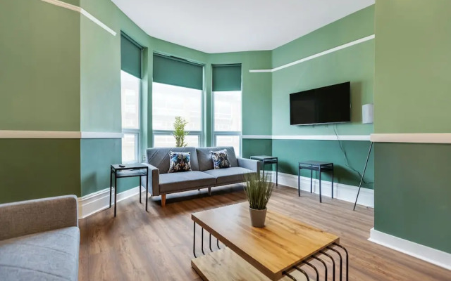 Queen Street Apartments by Sasco