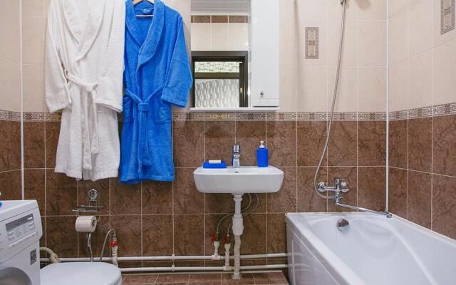 Пять Звёзд в микрорайоне Дружба 4/1