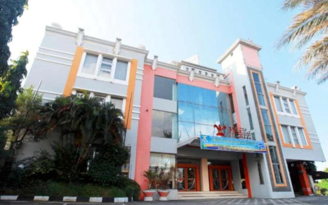 Horison Plaza Tegal