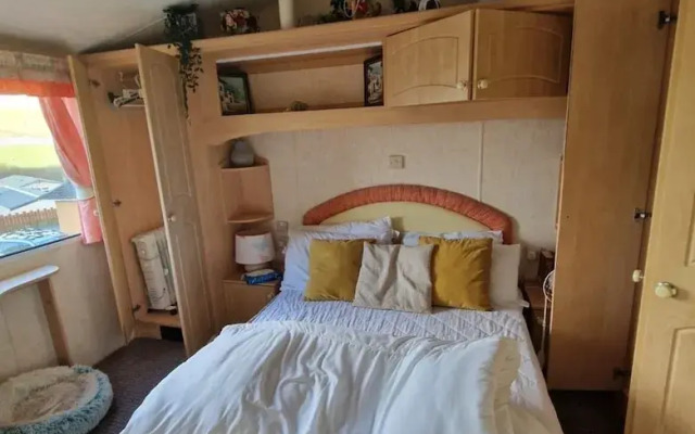 Lovley Sea Viev 2 Bedroom Caravan in Clarach Bay