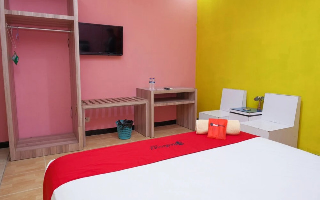 RedDoorz @ Jalan Sungai Saddang