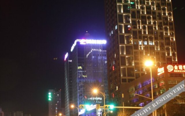 Yun Shang Si Ji Hotel (Runcheng Store, wanda plaza, Kunming)