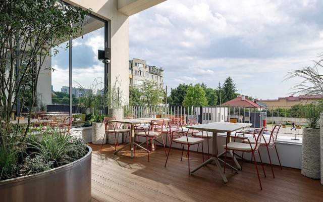 LEV Lifestyle Hotel - Maestro