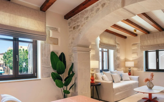 La Montre Luxury Boutique Suites