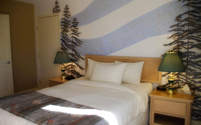 The Lund Resort at Klah ah men
