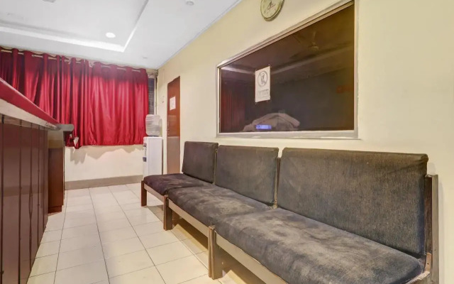 OYO Flagship 80444 Hrr Hotels
