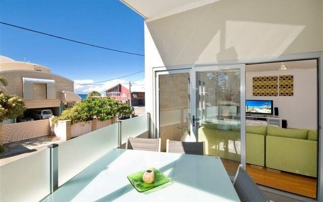 Villa Garfield Surfers Paradise