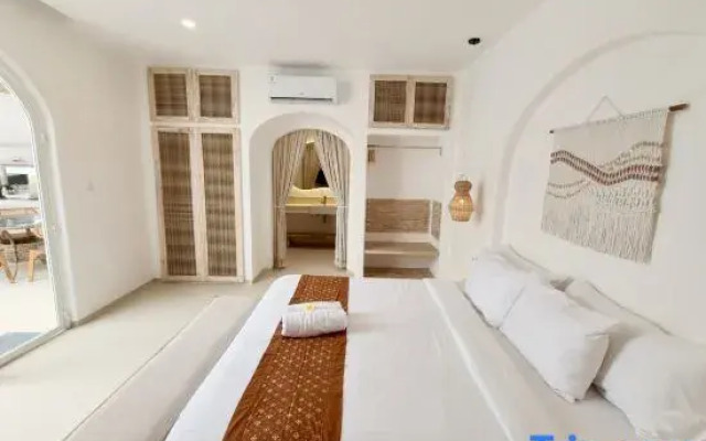 New! Charming 2BR Villa with Rustic Style