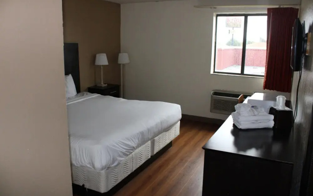 OYO Hotel Tulsa OK, I-44