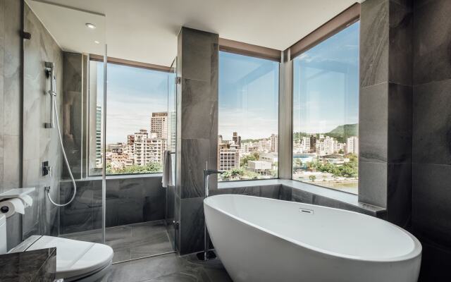 Harbour 10 Hotel