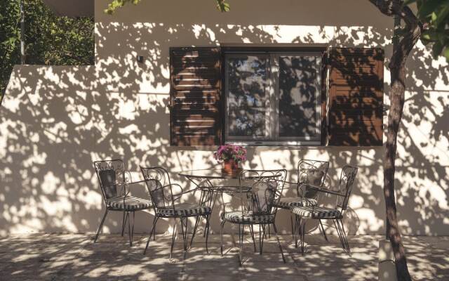 Orange Grove Villas & Suites