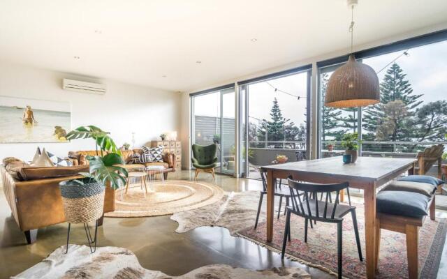 Aquabelle Apartments
