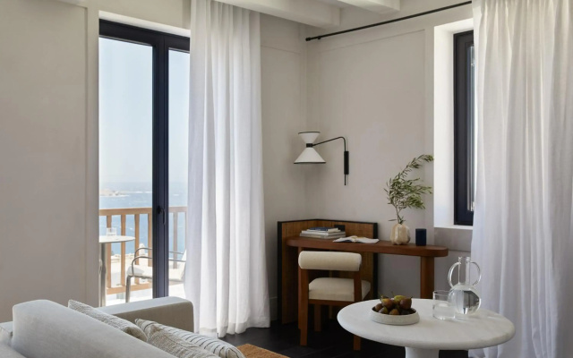 Elysium Hotel 