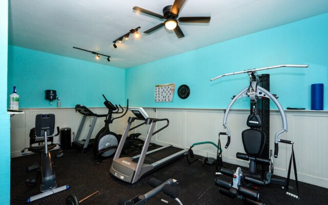 Runaway Bay Resort by BBG