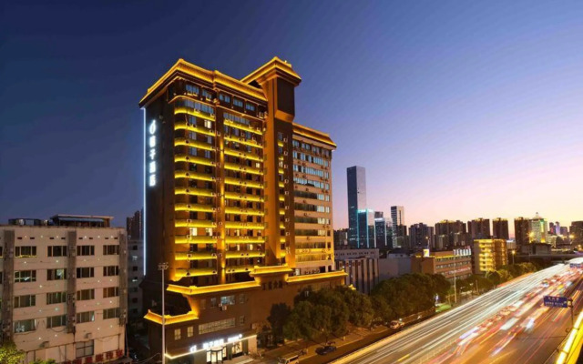 Orange Hotel