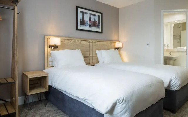 Raven’s Cliff, Motherwell by Marston's Inns