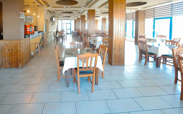 Hotel Ambasador