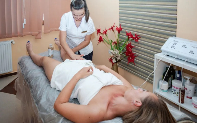 Q Resort and Spa Sacele	