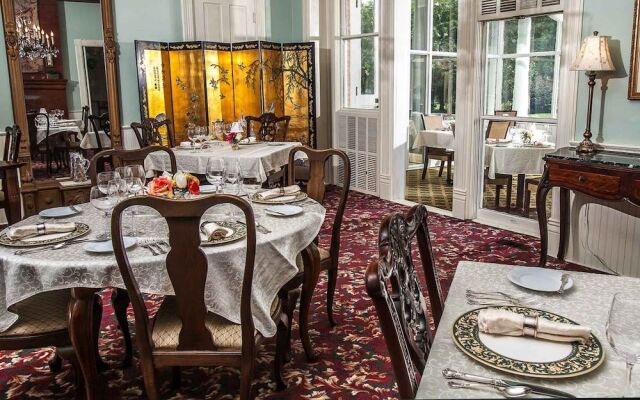 Abingdon Manor - Country Inn & Restaurant
