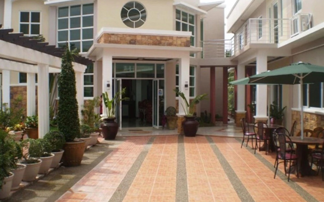 Regal Plaza Resort