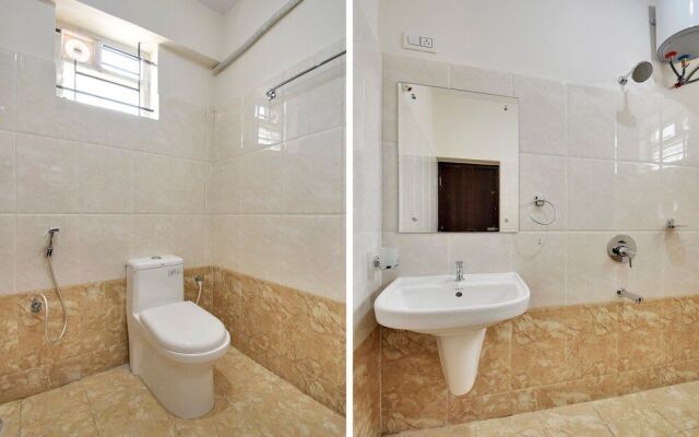 OYO 49087 SG Comforts