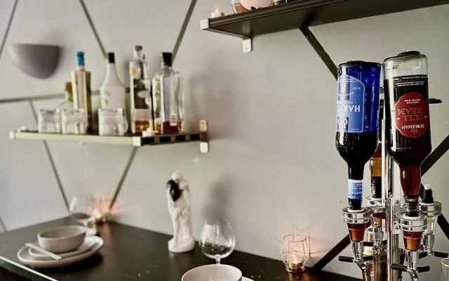 Croydon Cozy Retreat - 2 Bedroom Luxury Home