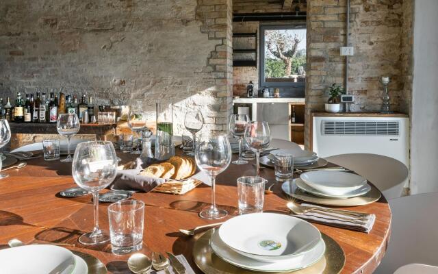 Charm and well-being in a rural setting. Dedicated to all those who seek comfort and style but love-Casa Rurale Botonto